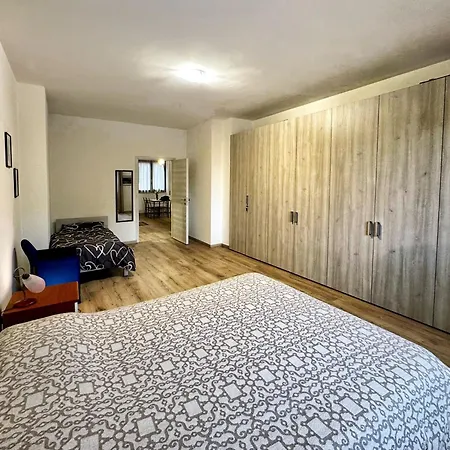 Casa Luigi * كومو
